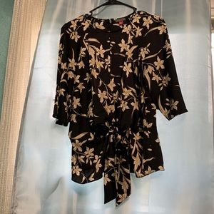 Vince Camuto, floral black top